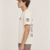 Camiseta Madrid Lateral en modelo