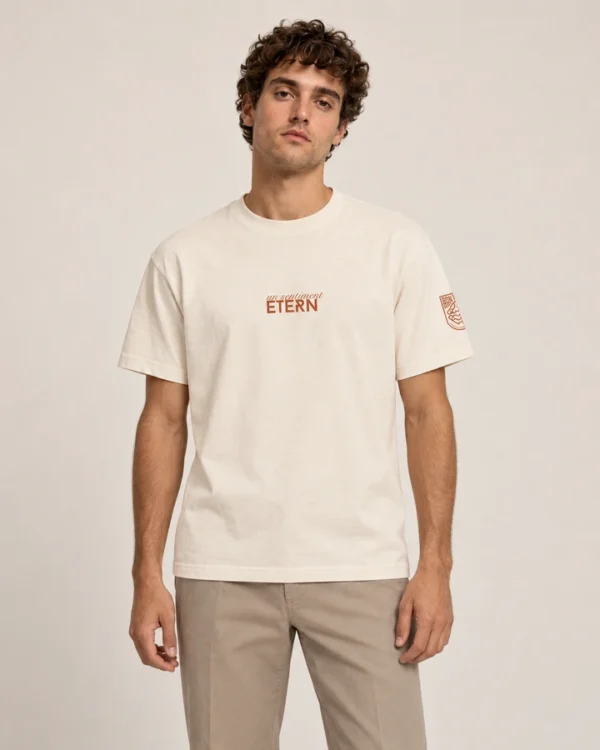CamisetaValenciaFrente Camiseta Valencia Frente en modelo