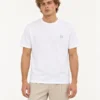 Frente Camiseta Newhall en modelo