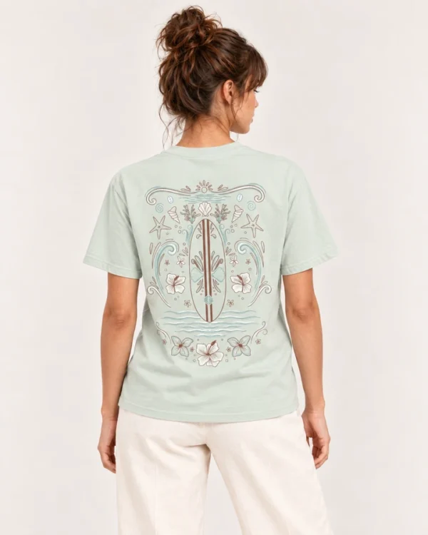Espalda Camiseta Santa Clarita en modelo
