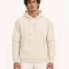 Frente Sudadera Santa Cruz en modelo
