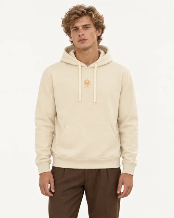Frente Sudadera Sevilla en modelo