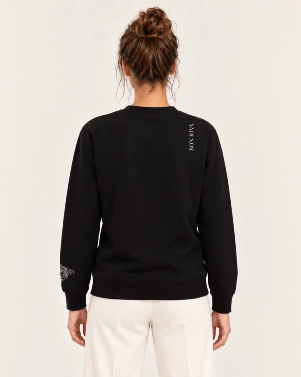 Espalda Sudadera Versalles en modelo
