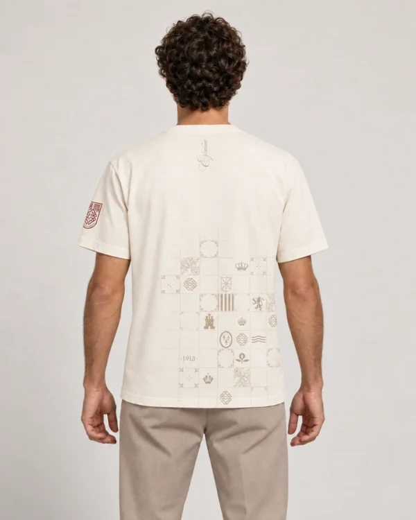 Camiseta España Espalda en modelo
