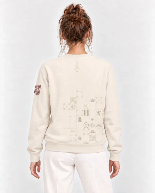 Sudadera España Espalda en modelo